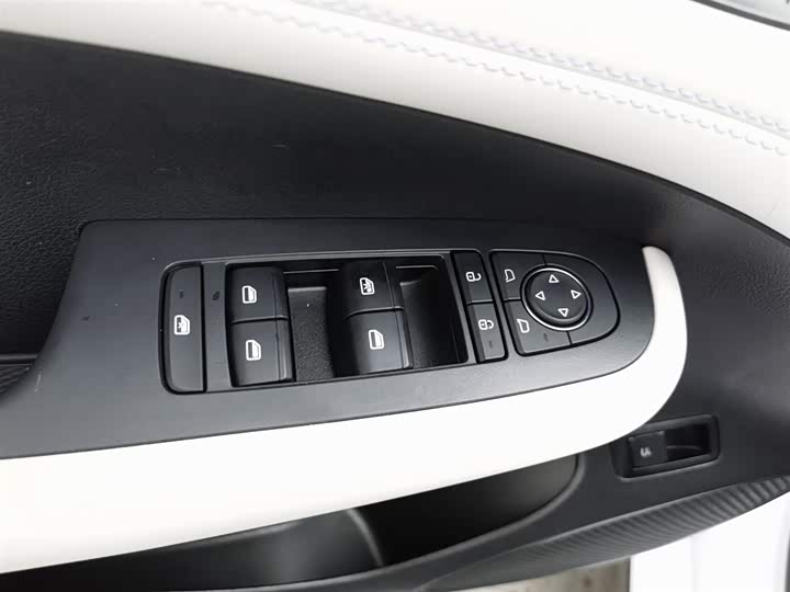 BYD Seal 05 DM-i Hybrid 2025 2025款 DM-i 智驾版 55KM豪华型