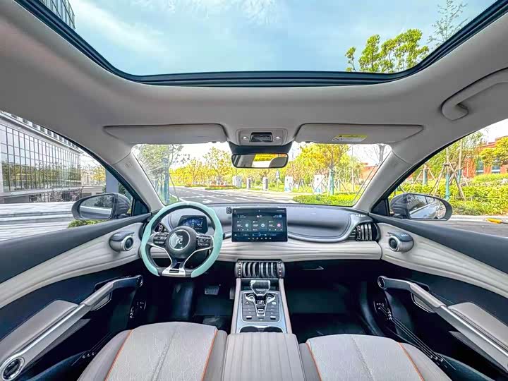 Zdjęcie 4 - BYD Yuan Plus