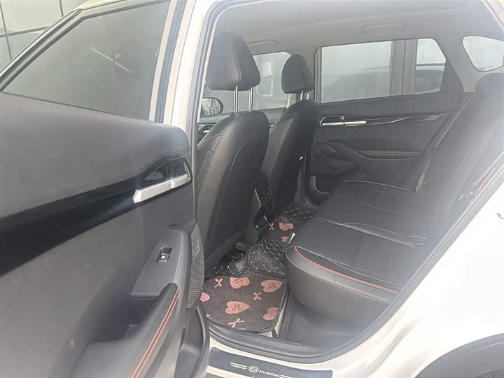 Kia Seltos 2023 2023款 1.5L CVT豪华版