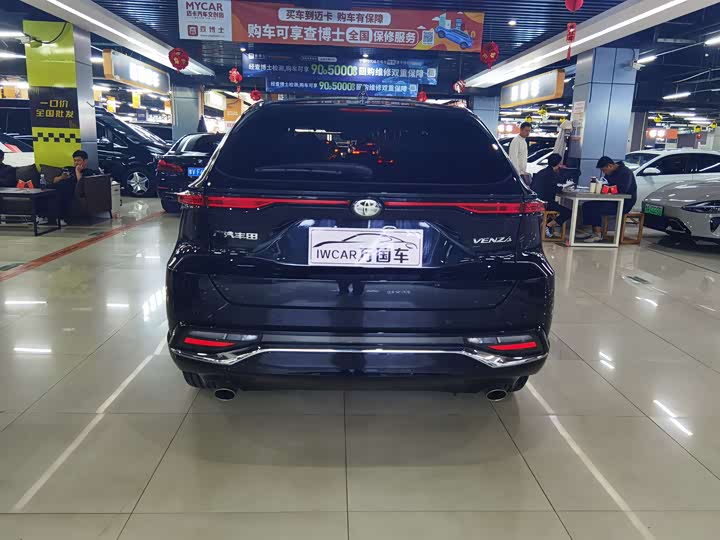 Фото 4 - Toyota Venza