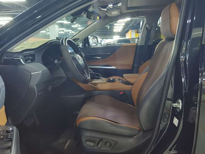 Фото 6 - Toyota Venza