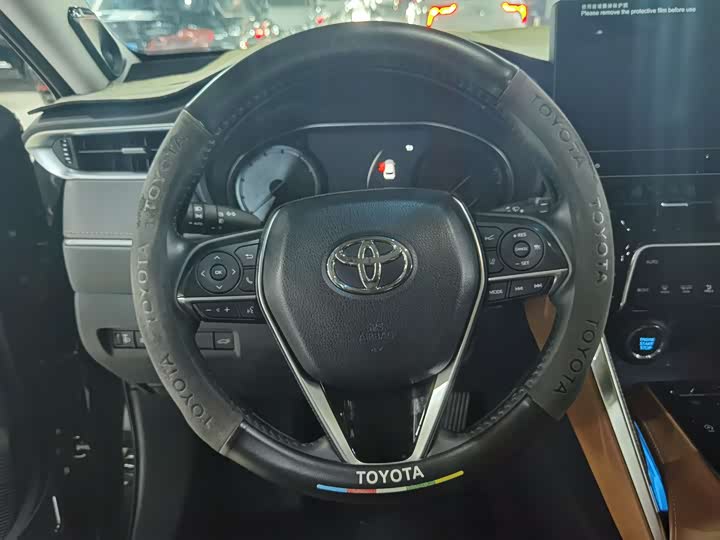 Фото 9 - Toyota Venza