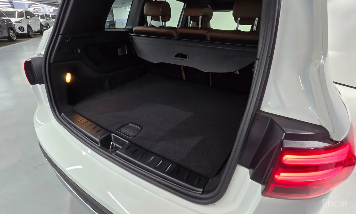 Mercedes-Benz GLB-Class 2020 AMG GLB35 4MATIC