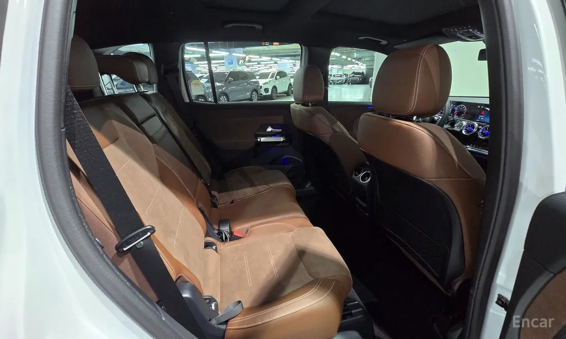 Mercedes-Benz GLB-Class 2020 AMG GLB35 4MATIC