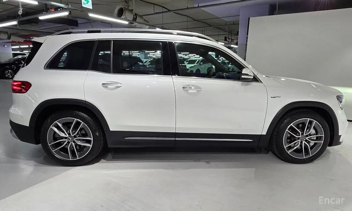 Mercedes-Benz GLB-Class 2020 AMG GLB35 4MATIC