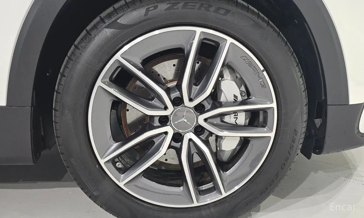 Mercedes-Benz GLB-Class 2020 AMG GLB35 4MATIC