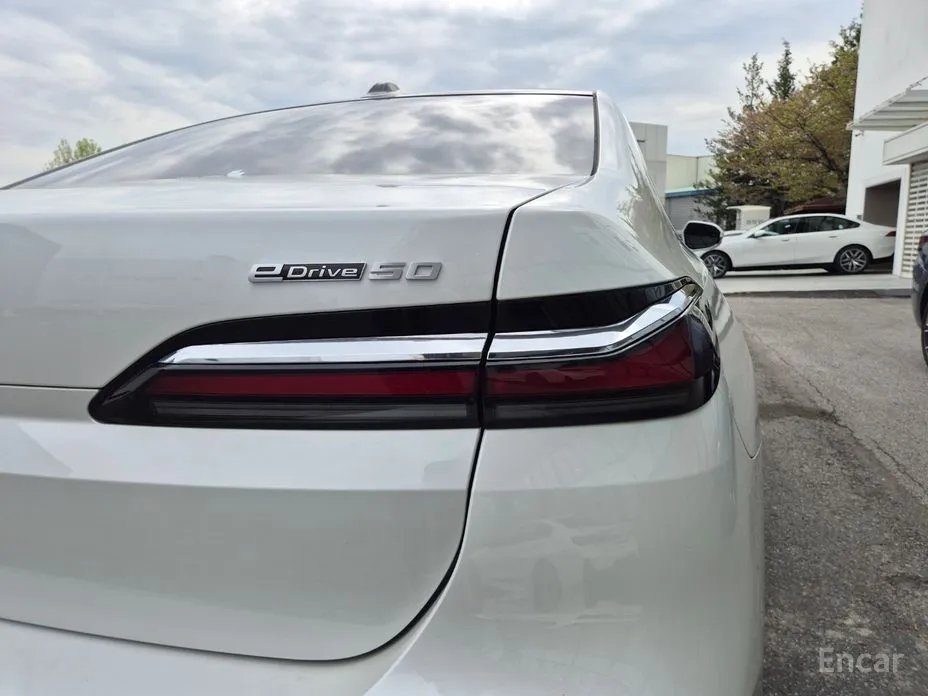 BMW i7 2022 eDrive 50 M Sport