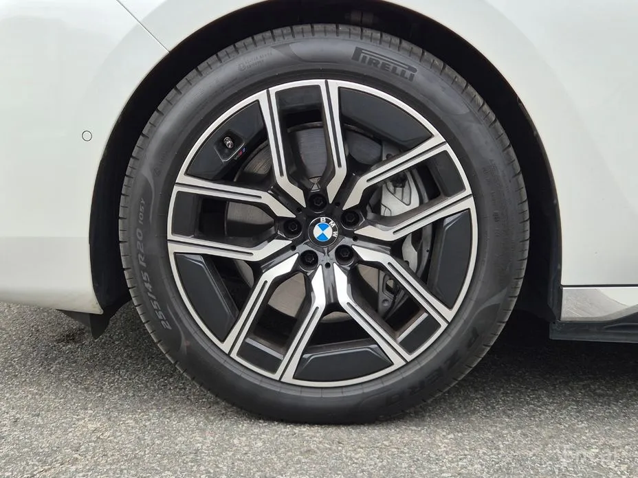 BMW i7 2022 eDrive 50 M Sport