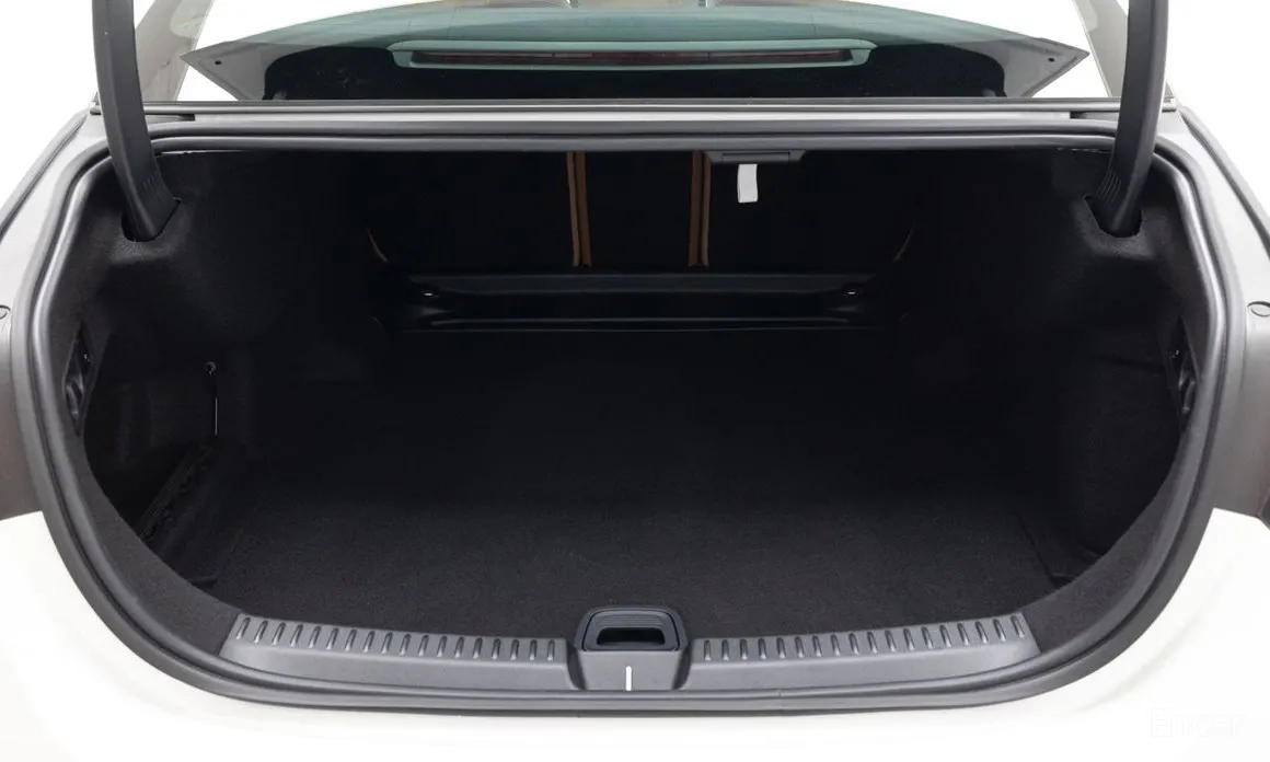 Mercedes-Benz E-Class 2024 E200 AMG Line