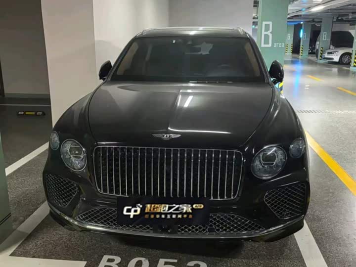 Bentley Bentayga 2024 2024款 4.0T V8 长轴距雅度版