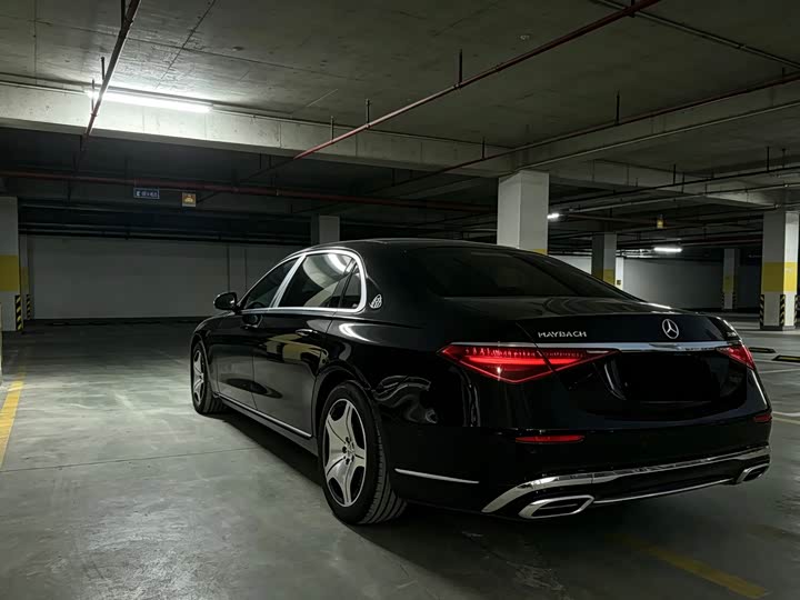 Фото 4 - Mercedes-Benz Maybach S-Class