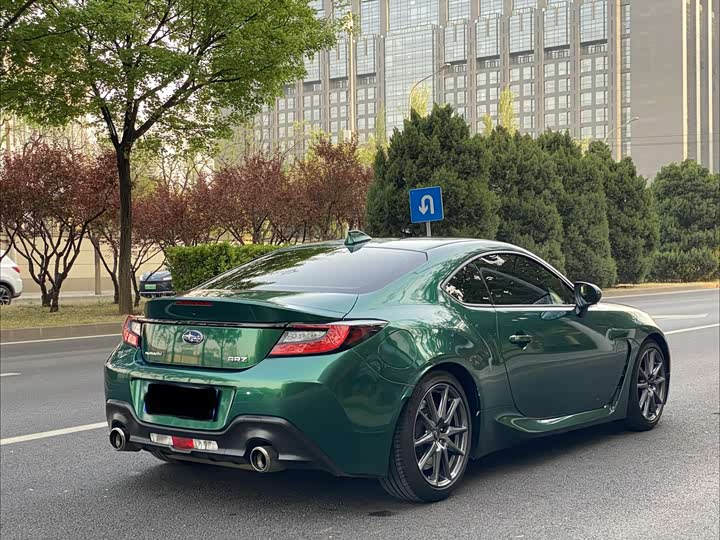 Фото 3 - Subaru BRZ