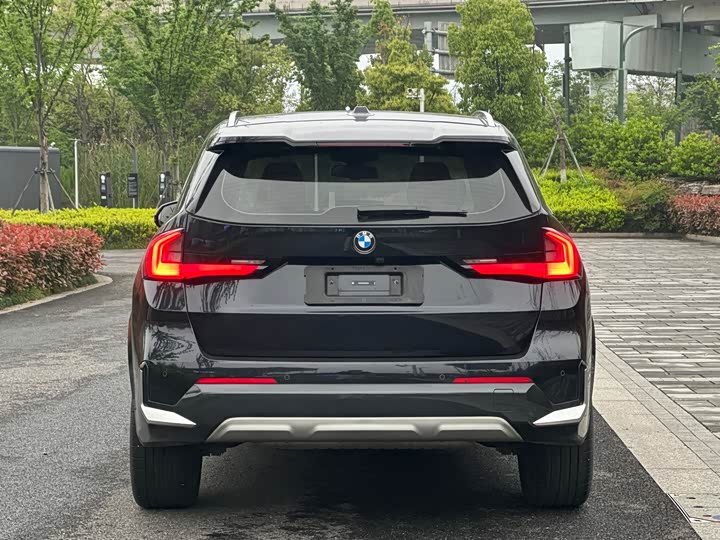Photo 5 - BMW X1
