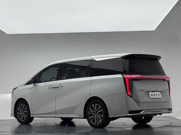 Фото 5 - GAC Trumpchi M8