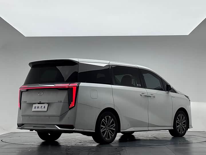 Фото 8 - GAC Trumpchi M8