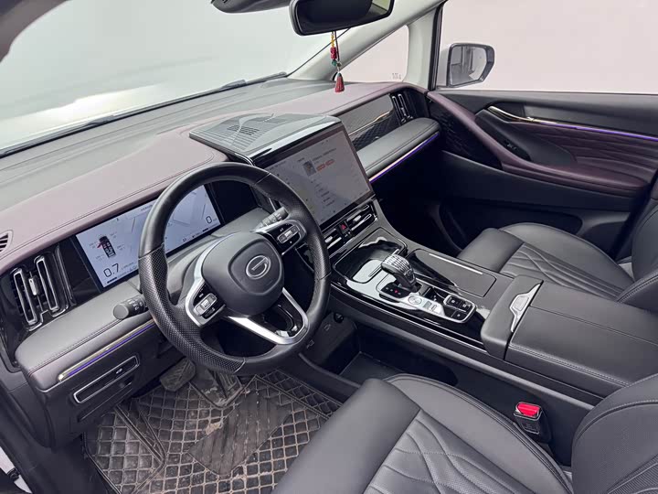 Фото 9 - GAC Trumpchi M8