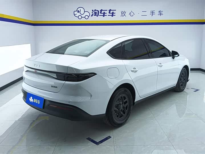BYD Seal 05 DM-i Hybrid 2025 2025款 DM-i 智驾版 55KM豪华型