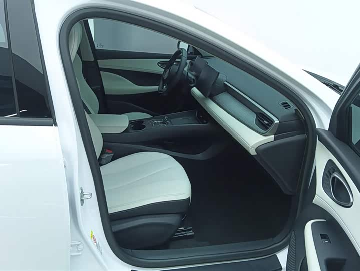 BYD Seal 05 DM-i Hybrid 2025 2025款 DM-i 智驾版 55KM豪华型