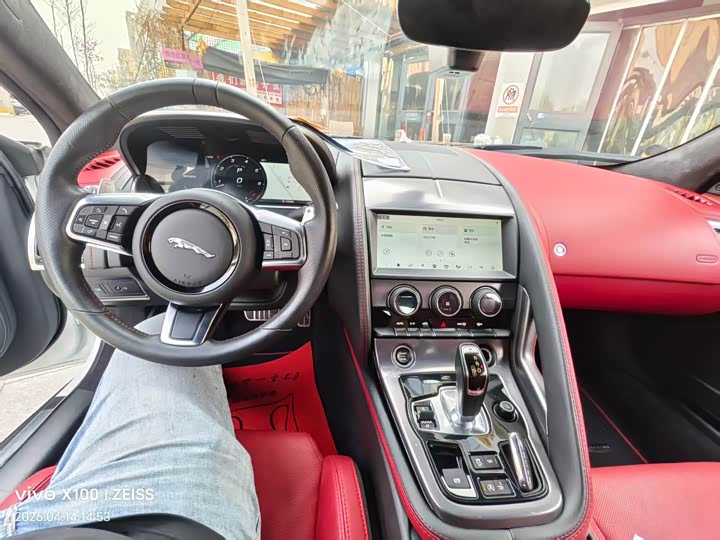 Jaguar F-Type 2022 2022款 P300 硬顶版 R-DYNAMIC BLACK