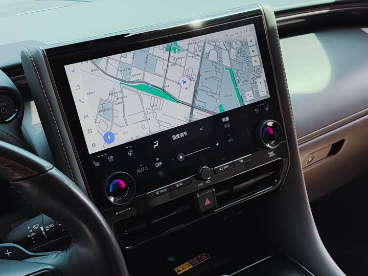 Фото 4 - Toyota Alphard