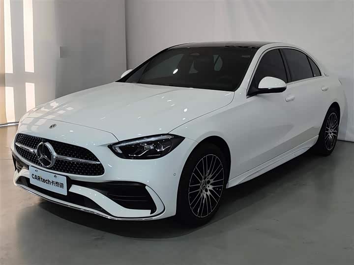 Фото 4 - Mercedes-Benz C-Class