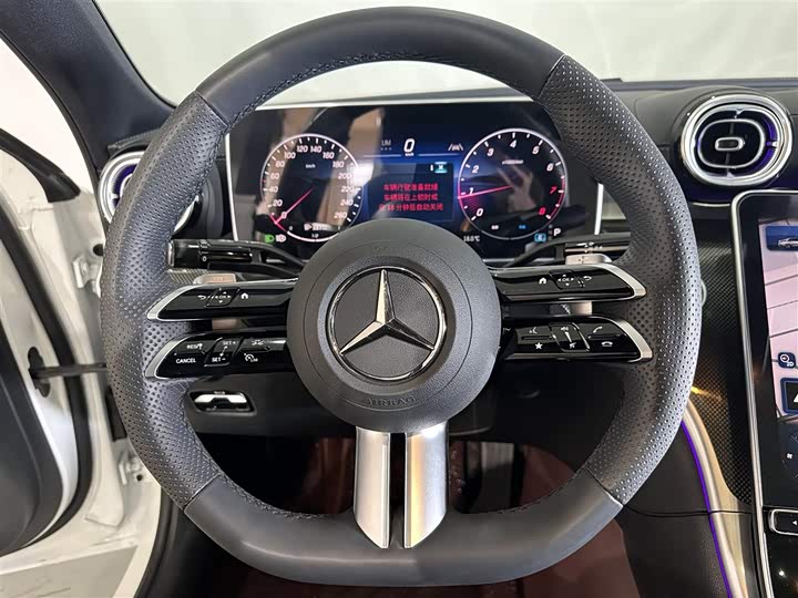 Фото 8 - Mercedes-Benz C-Class