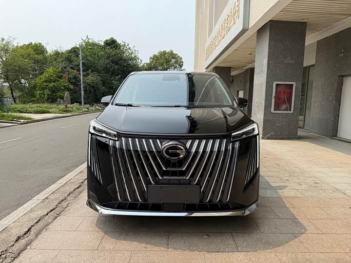 Zdjęcie 2 - GAC Trumpchi M8