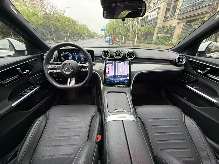 Zdjęcie 5 - Mercedes-Benz C-Class