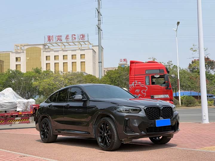 BMW X4 2022 2022款 xDrive 30i M运动曜夜套装