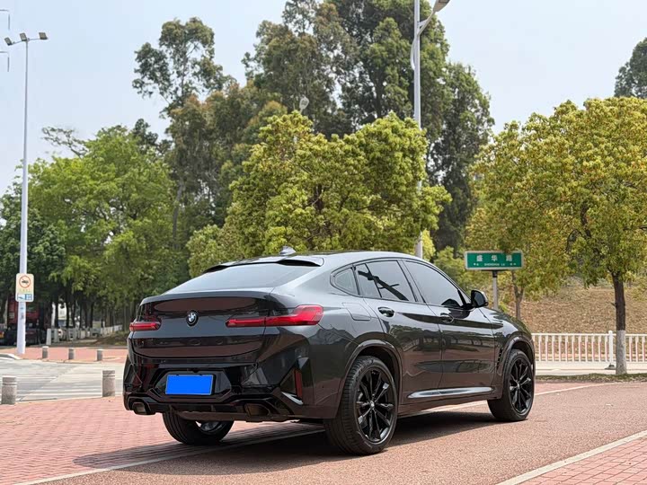 BMW X4 2022 2022款 xDrive 30i M运动曜夜套装