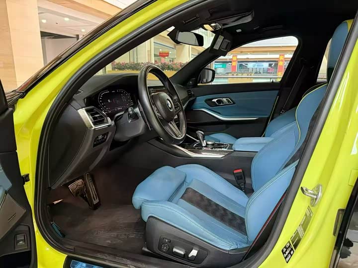 BMW M3 2021 2021款 M3四门轿车 M xDrive 雷霆版