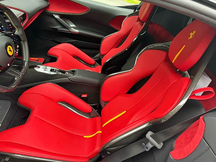 Photo 9 - Ferrari SF90