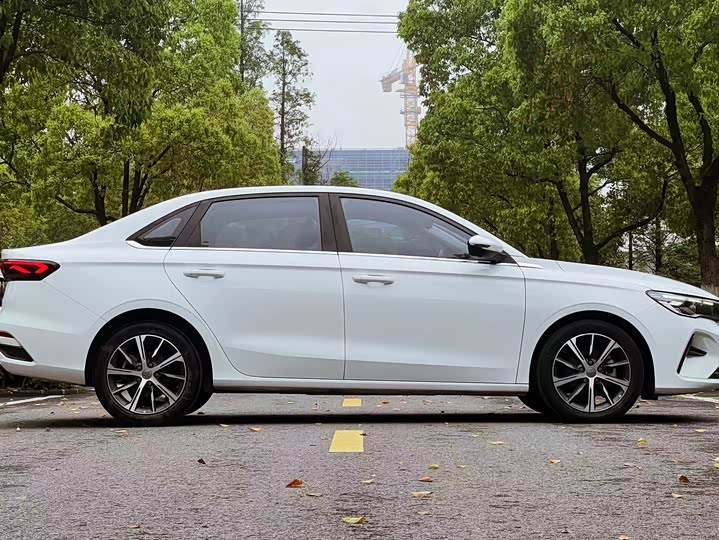 Zdjęcie 4 - Kia K3