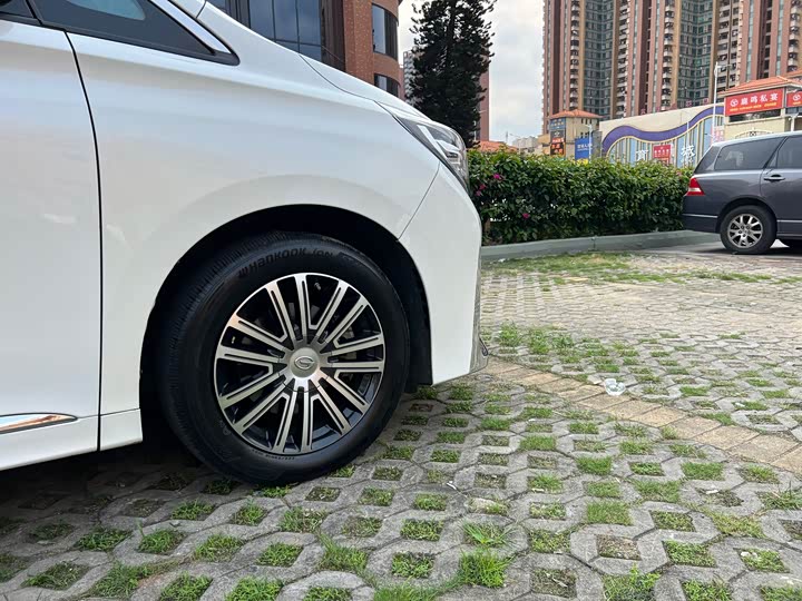 Фото 8 - GAC Trumpchi M8