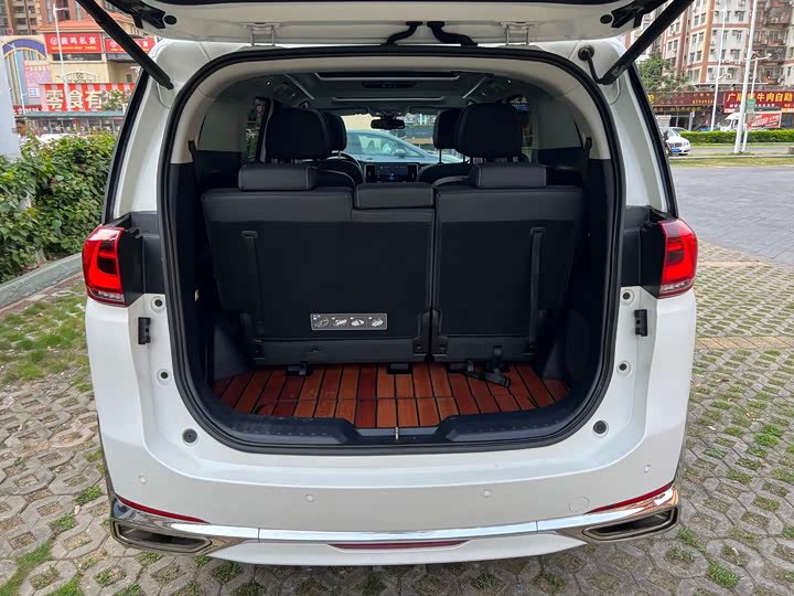 Фото 9 - GAC Trumpchi M8