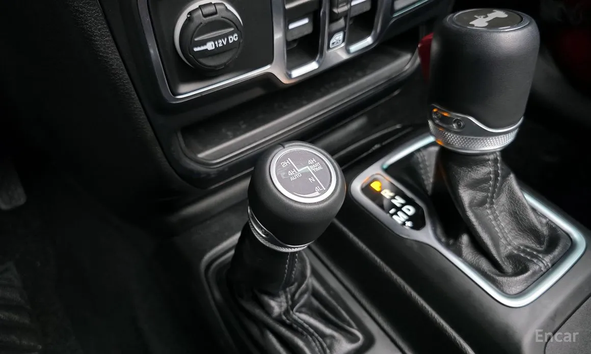 Jeep Wrangler 2018 2.0 Sahara Power Top 4Door