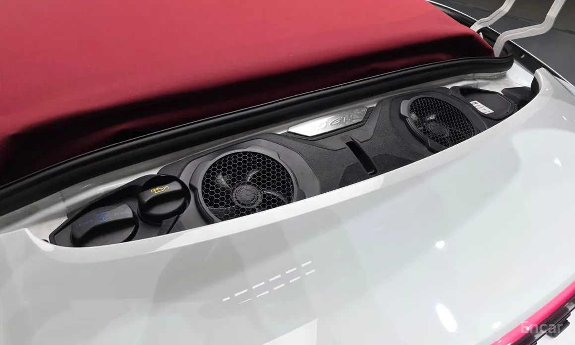 Porsche 911 2019 Carrera 4 GTS Cabriolet