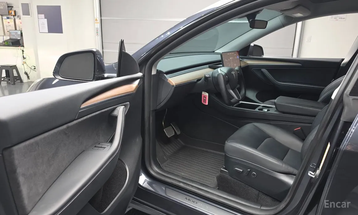 Tesla Model Y 2020 RWD