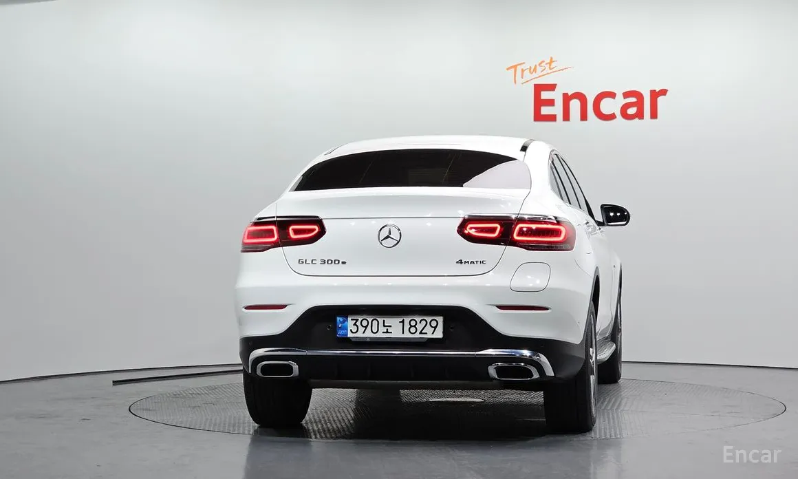 Фото 4 - Mercedes-Benz GLC-Class