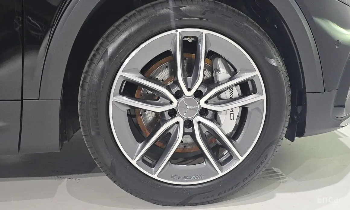 Mercedes-Benz GLB-Class 2020 AMG GLB35 4MATIC