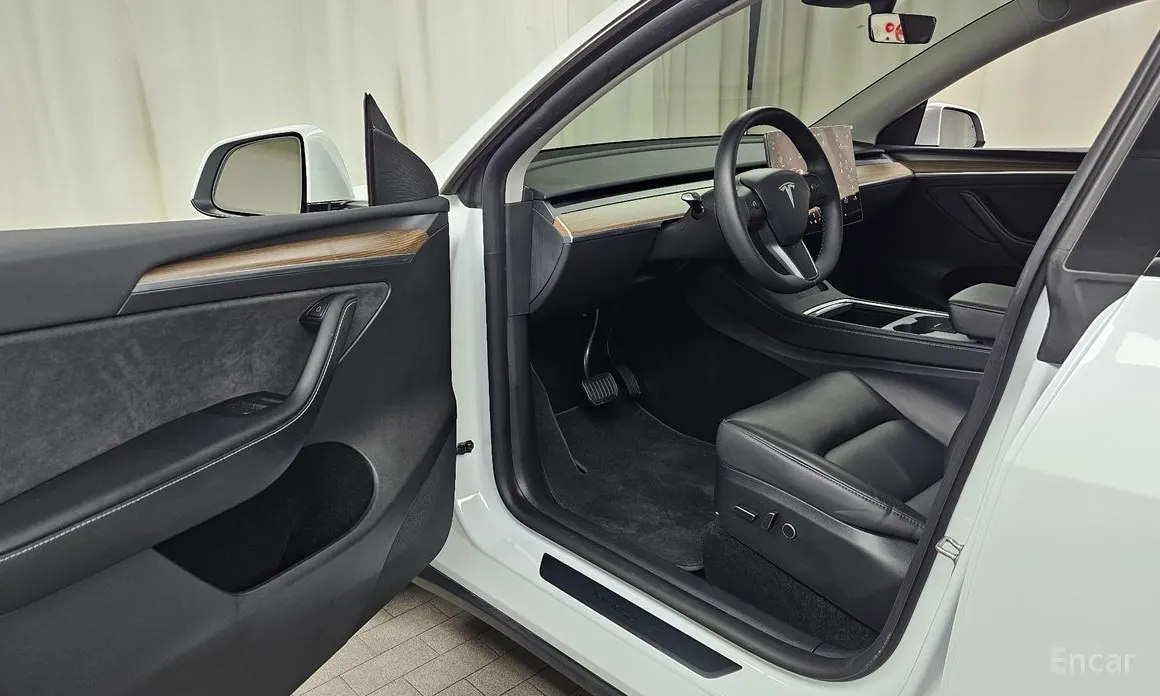 Tesla Model Y 2020 RWD