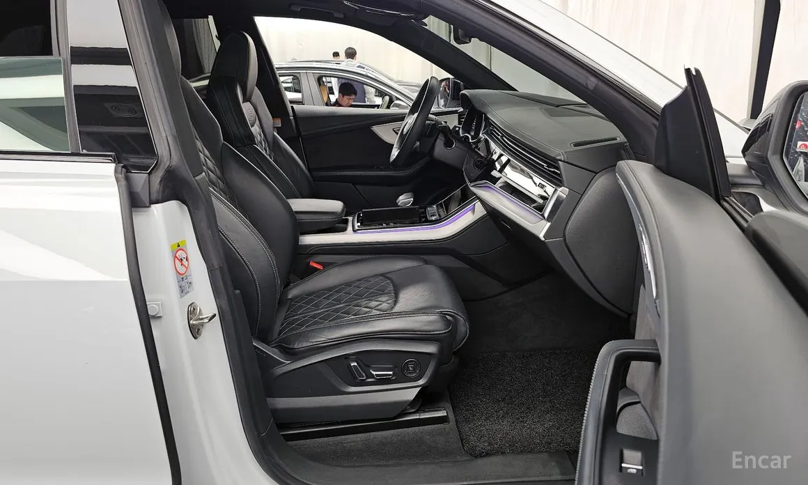 Audi Q8 2018 55 TFSI Quattro Premium