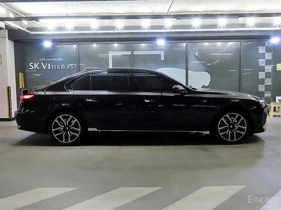 BMW i7 2022 eDrive 50 M Sport