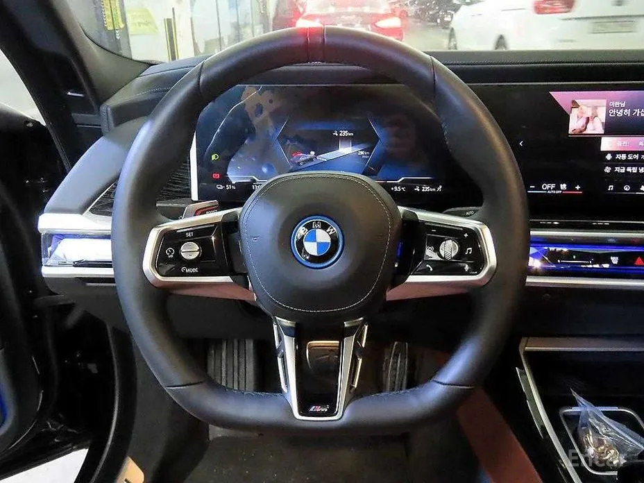 BMW i7 2022 eDrive 50 M Sport