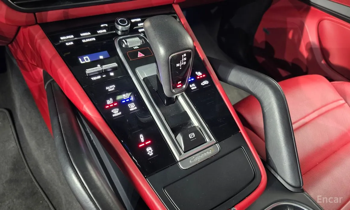 Porsche Cayenne 2019 3.0 COUPE PLATINUM EDITION