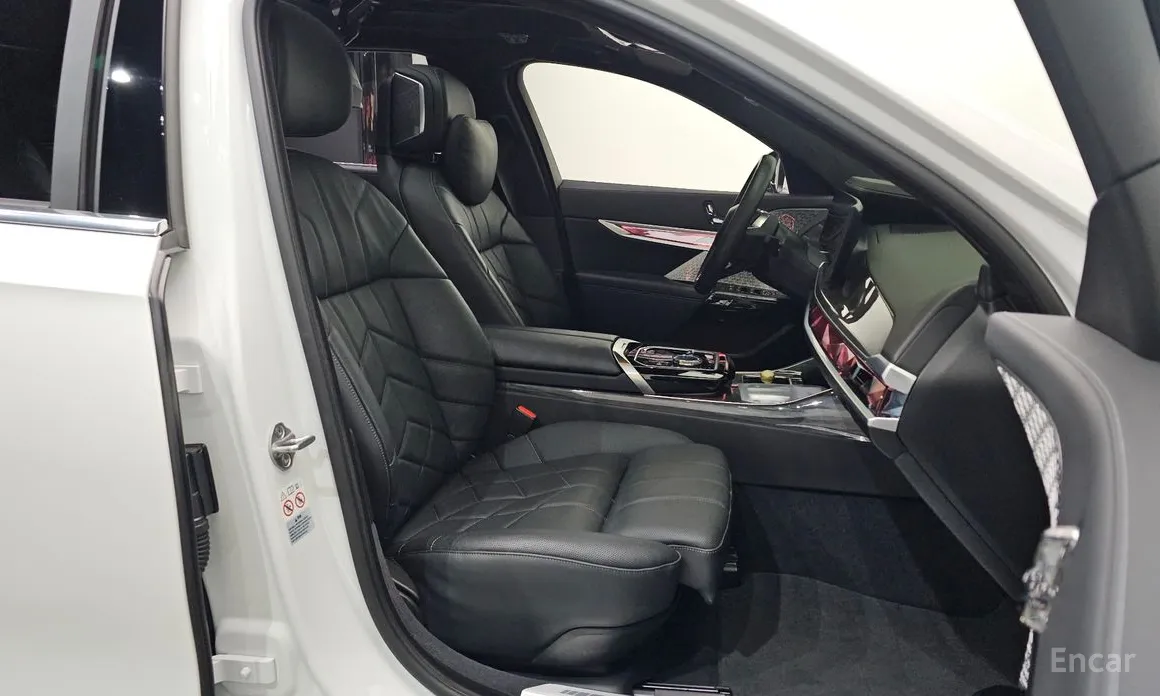 BMW i7 2022 xDrive 60 M sport