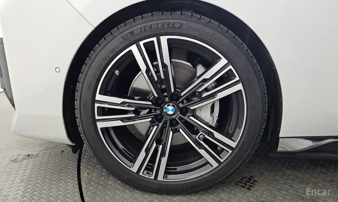 BMW i7 2022 xDrive 60 M sport