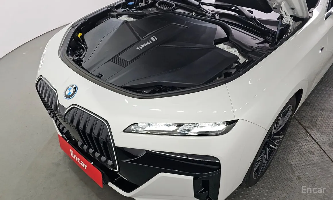 BMW i7 2022 xDrive 60 M sport
