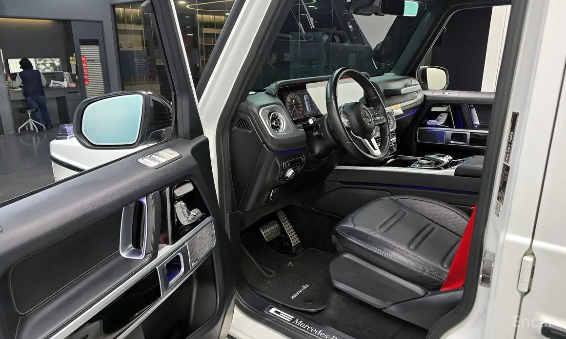 Фото 10 - Mercedes-Benz G-Class
