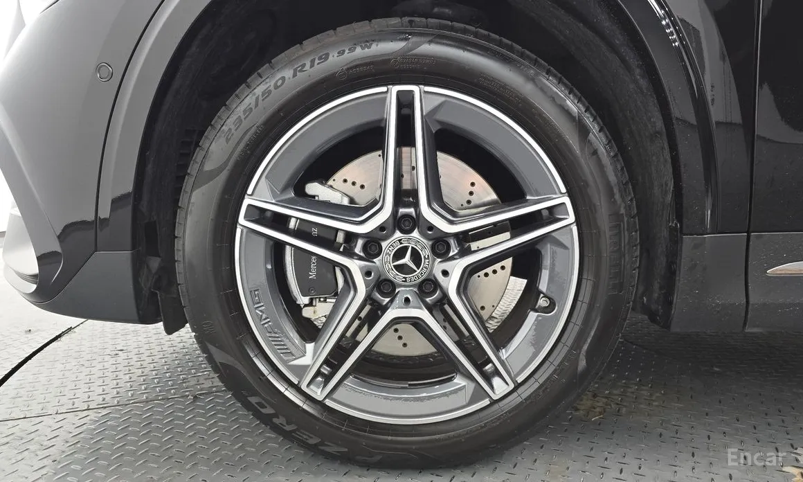 Mercedes-Benz GLA-Class 2020 GLA250 4MATIC